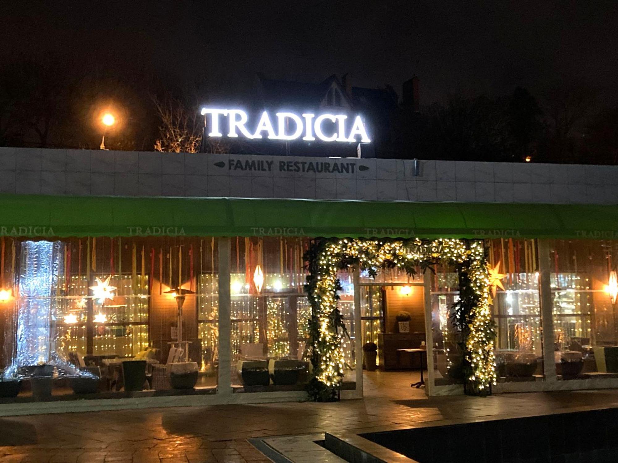 Arcadia Spacious Apartments Odesa Exterior photo