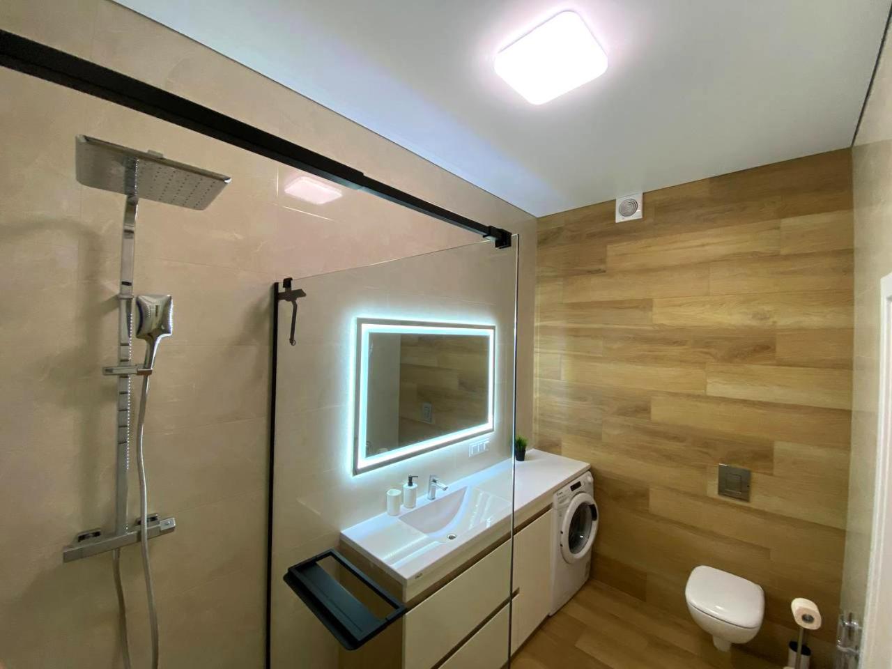 Arcadia Spacious Apartments Odesa Exterior photo